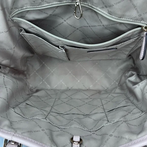 Michael Kors Women's Blush Pink Tote Bag - Picture 7 of 16